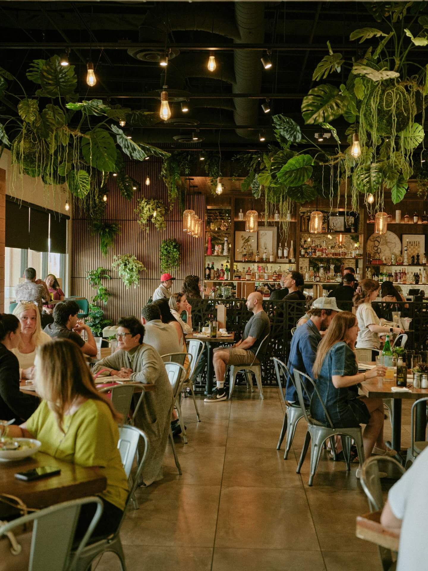 dining near miraluna las vegas apartments